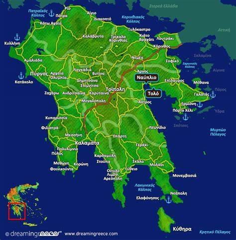 Ο Τέλλος Άγρας γεννήθηκε στο Ναύπλιο.